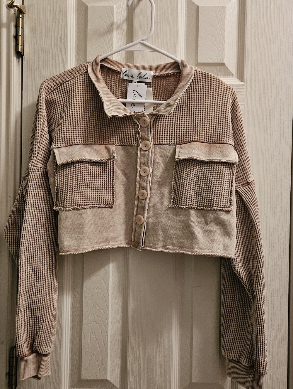Love Lola Women's Cropped Button-Up, 100% Cotton. NWT